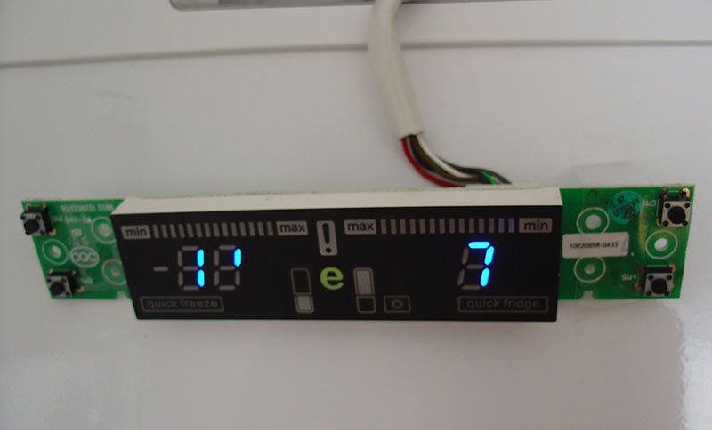 خرابی برد صفحه نمایش یخچال