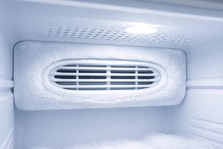 انسداد گردش هوا و یخ زدگی مسیر؛ دلیل ارور HRS یخچال