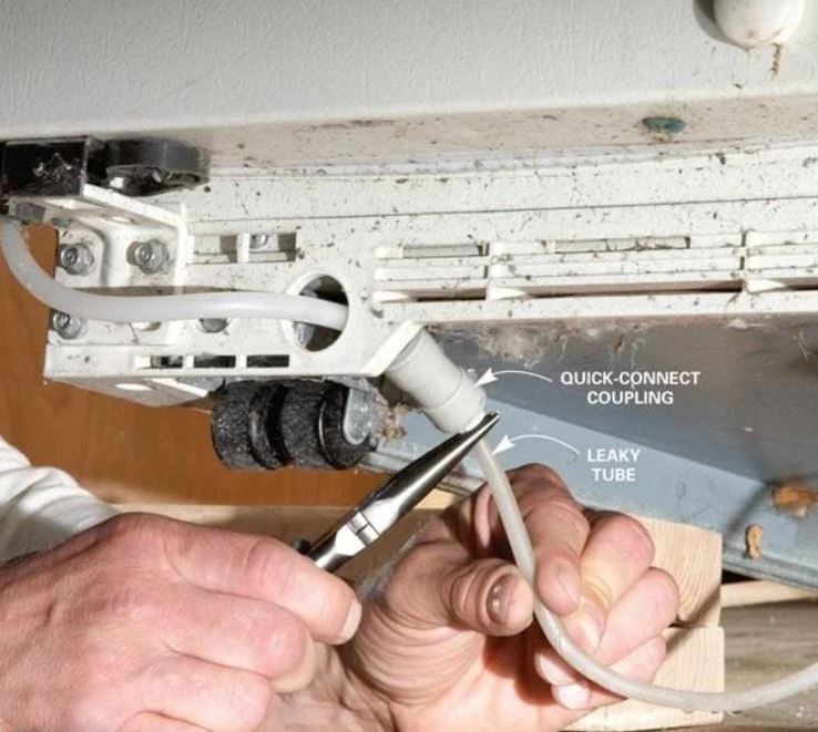 رفع مشکل نشتی آب یخچال