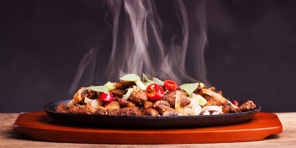 غذای داغ داخل یخچال