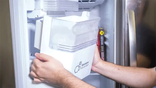 مشکل یخ ساز یخچال